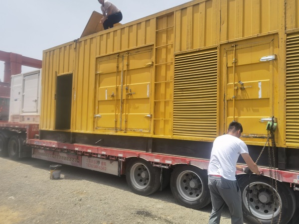 溧阳除了负载情况和发动机维护，还有哪些因素会影响 200kw 柴油发电机的油耗？