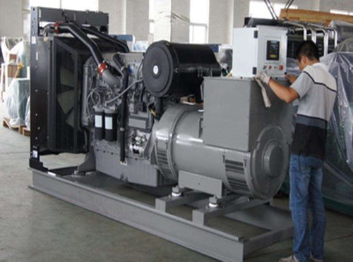 溧阳柴油发电机组和储能设备配合使用的案例